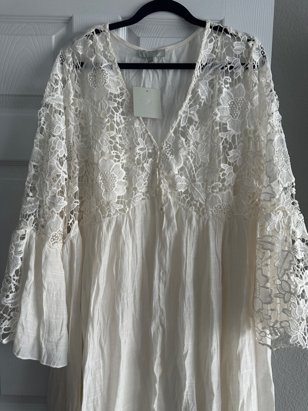 J GEE Plus size Women’s Ivory Lace Midi Dress with Floral Crochet - Picture 2 of 4